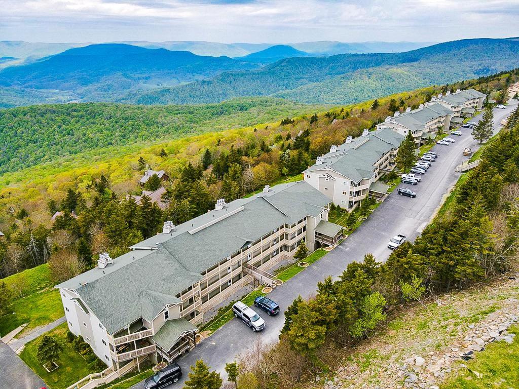 Remodeled Summit Condo At Snowshoe - Modern & Cozy Extérieur photo