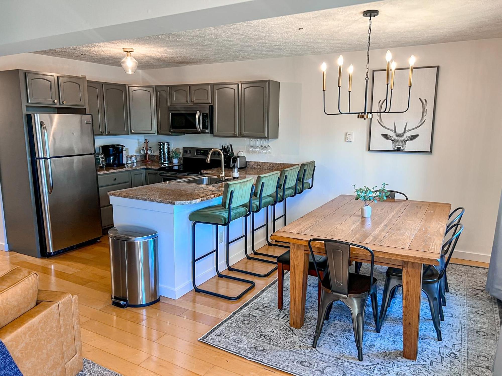 Remodeled Summit Condo At Snowshoe - Modern & Cozy Extérieur photo